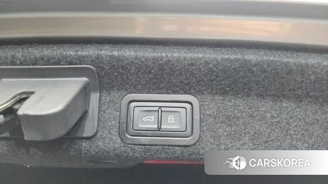 Audi A6 (C8) id 4370342 из Кореи 8