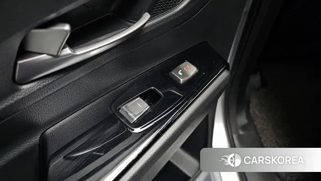 Ssangyong Beautiful Korando id 3766127 из Кореи 8