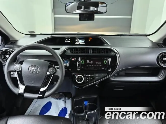 Toyota Prius C id 2657286 из Кореи 8