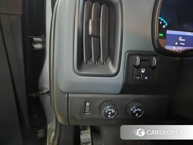 Chevrolet (GM Daewoo) Real New Colorado id 3824900 из Кореи 8