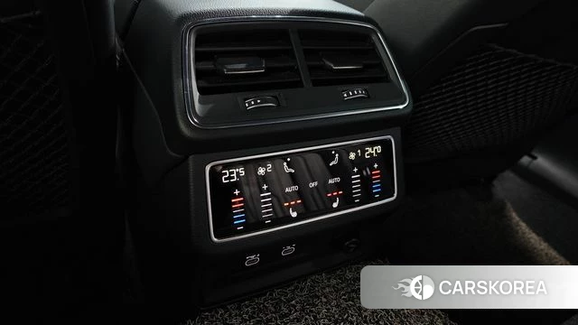 Audi A7 (4K) id 3860463 из Кореи 8