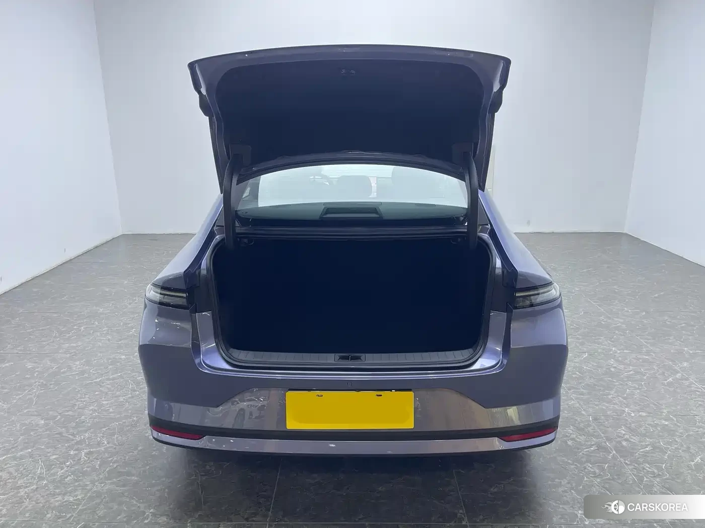 Nissan N6 id 4589157 из Китая 8