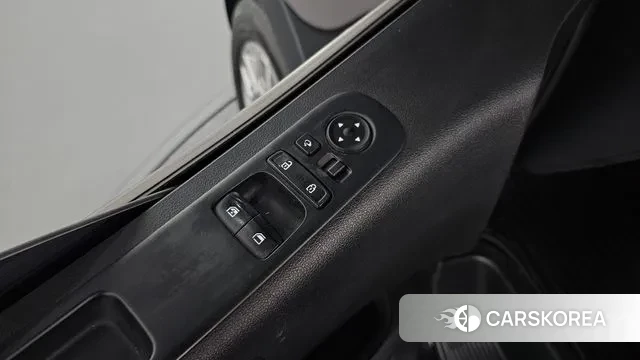 Hyundai Staria id 3153949 из Кореи 8