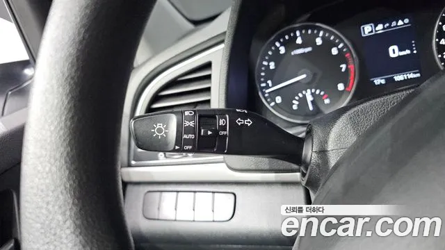 Hyundai Avante AD id 2696219 из Кореи 8