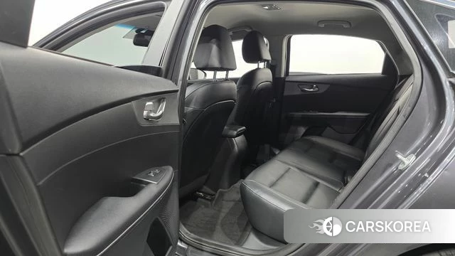 Kia Come New K3 id 4702821 из Кореи 8