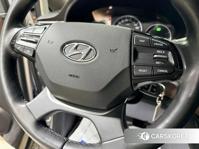 Hyundai The New Grand Starex id 4568558 из Кореи 8