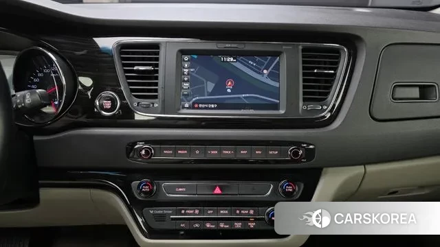 Kia The New Carnival id 3760783 из Кореи 8