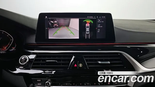 BMW 5 Series (G30) id 2807908 из Кореи 8