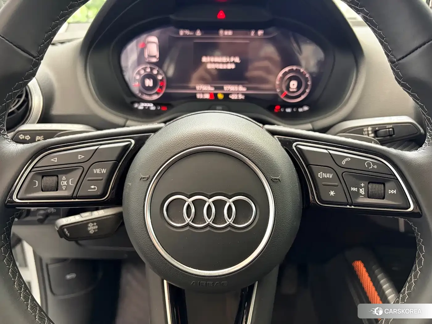 Audi Q2L id 4589284 из Китая 8
