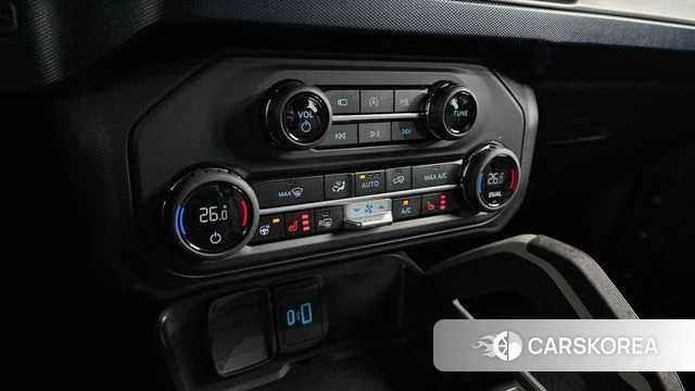 Ford Bronco 6th Generation id 3838697 из Кореи 8