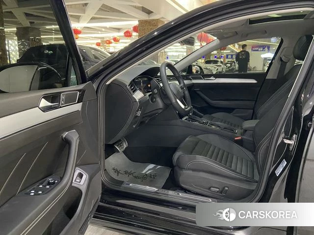 Volkswagen Magotan id 4276145 из Китая 8