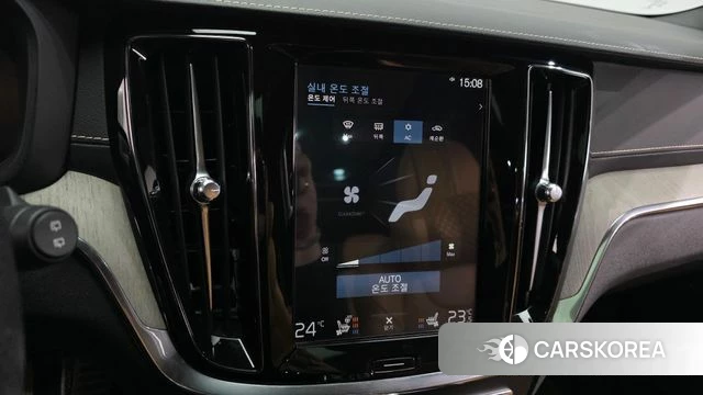 Volvo V60 Cross-Country 2nd Generation id 3844678 из Кореи 8