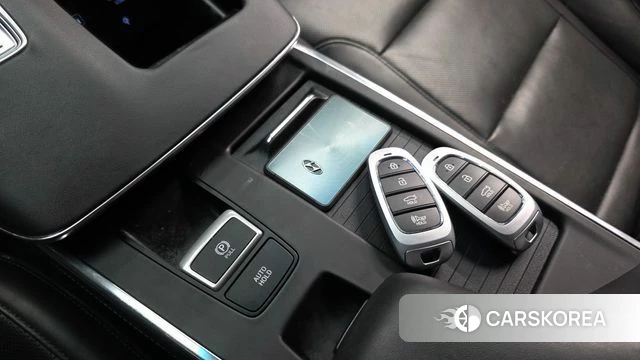 Hyundai The New Grandeur IG Hybrid id 3898573 из Кореи 8