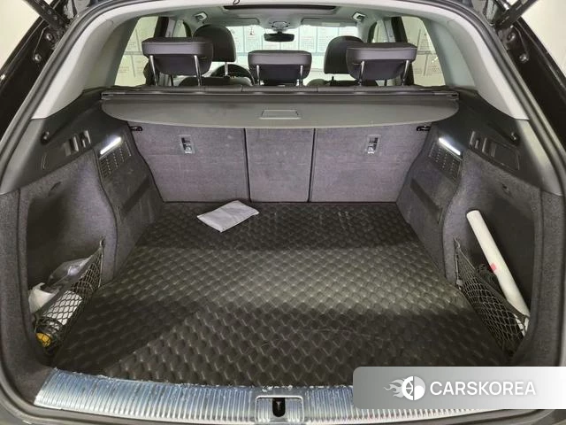Audi Q5L id 4333909 из Китая 8