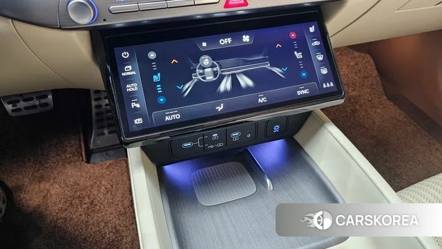 Hyundai Grandeur (GN7) id 4428226 из Кореи 8