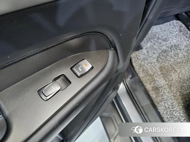 Ssangyong Rexton Sports id 3899772 из Кореи 8