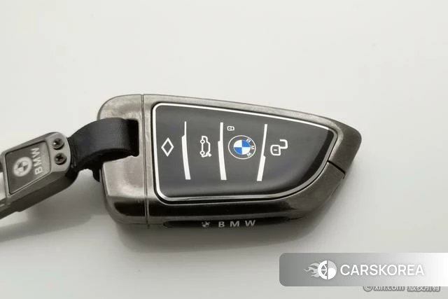 BMW X6 id 4210262 из Китая 8