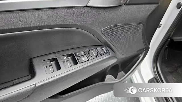 Hyundai The New Avante AD id 3547285 из Кореи 8