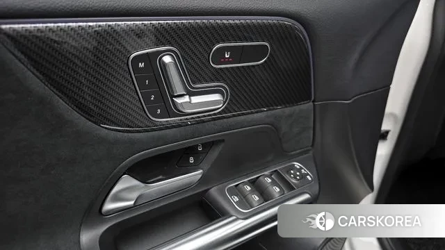 Mercedes-Benz GLA - Class H247 id 2976174 из Кореи 8