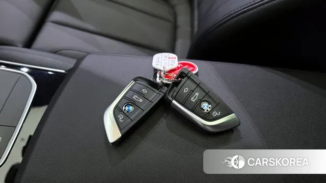 BMW 3 Series (G20) id 3037838 из Кореи 8