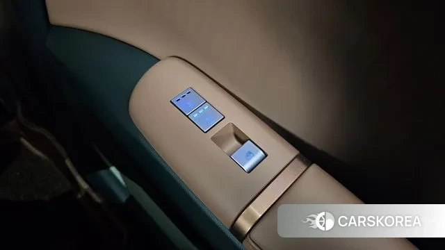 Hyundai Grandeur (GN7) id 3251689 из Кореи 8