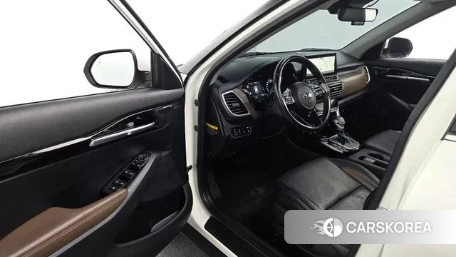 Kia Seltos id 3747947 из Кореи 8