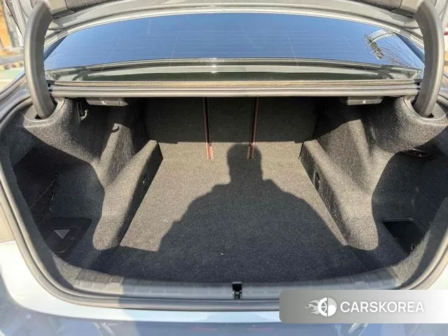 BMW 5 Series (G30) id 3779267 из Кореи 8