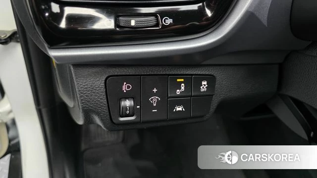 Kia Stonic id 4339730 из Кореи 8