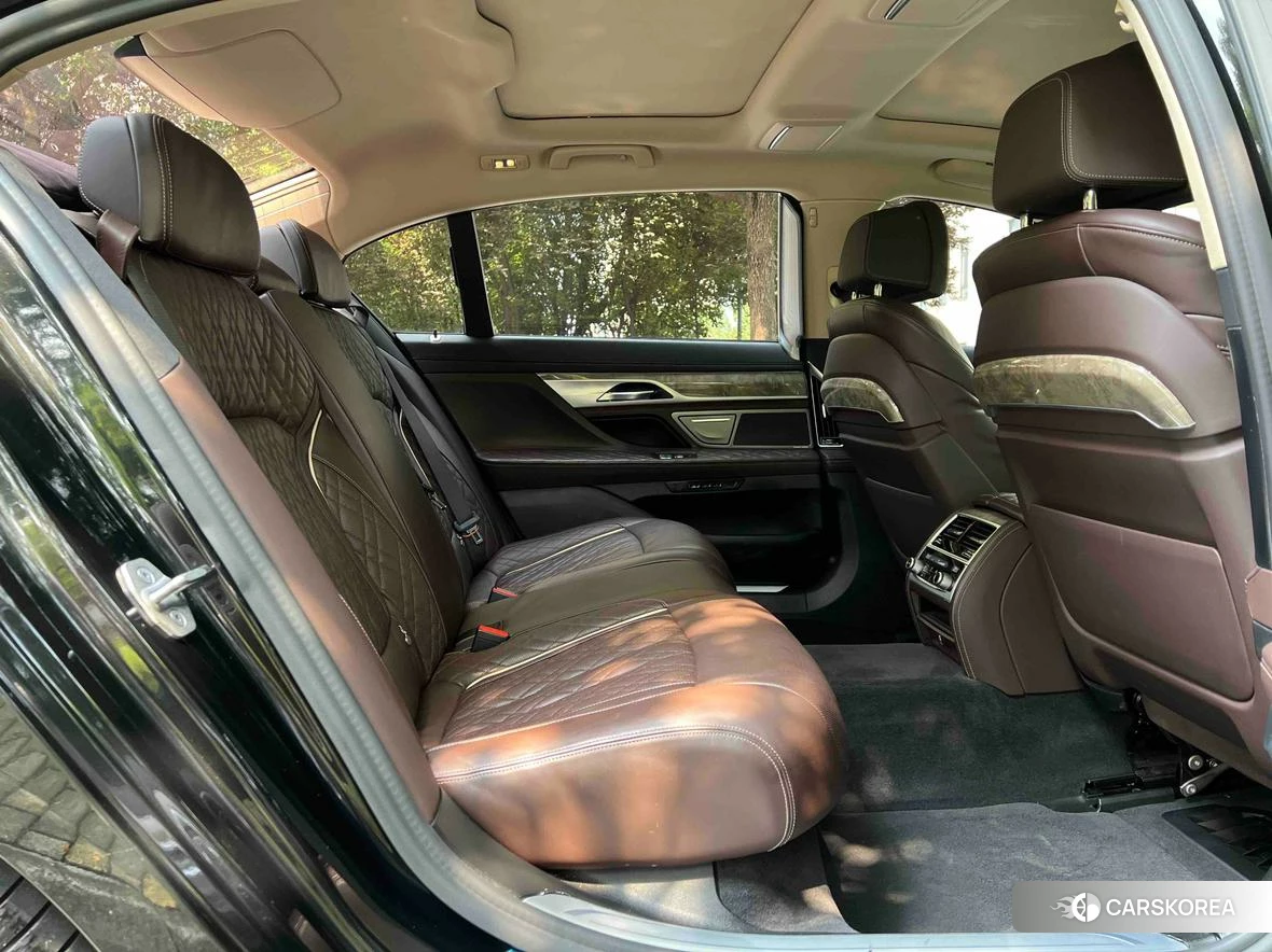 BMW 7 series id 4515046 из Китая 8