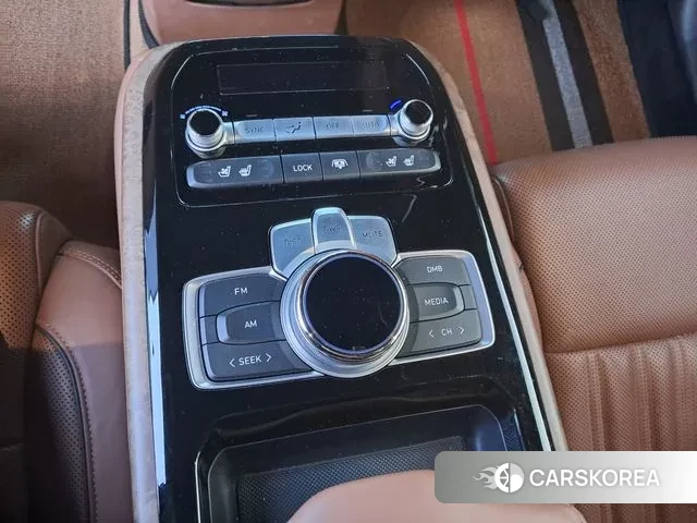 Genesis G90 id 3651552 из Кореи 8