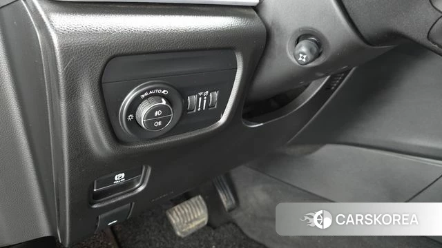 Jeep Grand Cherokee (WL) id 4854050 из Кореи 8