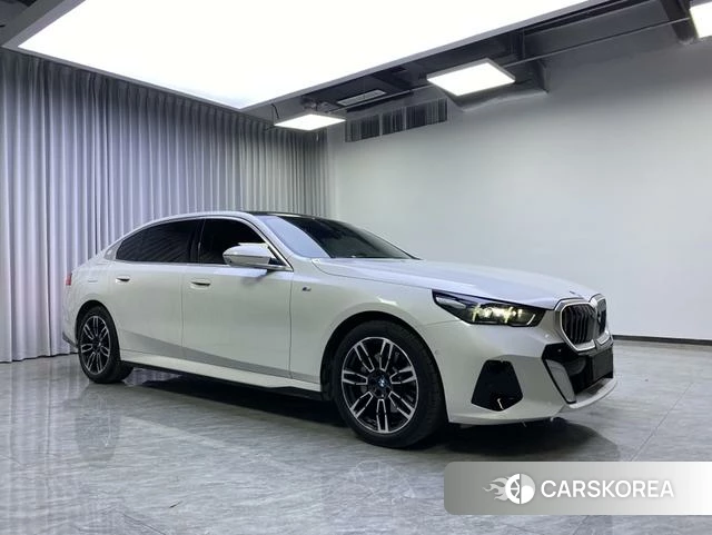 BMW 5 series id 3882612 из Китая 8