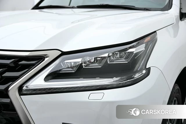 Lexus LX id 4279044 из Китая 8