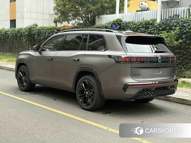 Volkswagen Tourang id 4359559 из Китая 8