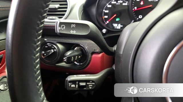 Porsche 718 Cayman id 3942776 из Кореи 8