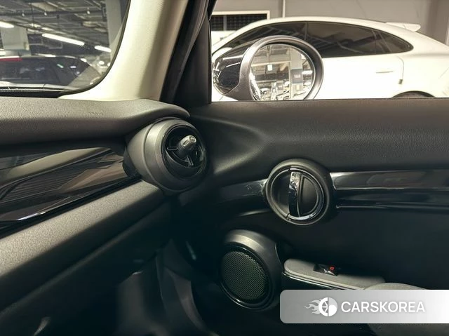 Mini Cooper id 4507218 из Кореи 8