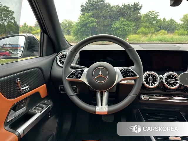 Mercedes-Benz GLB id 4387666 из Китая 8