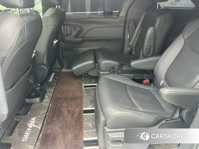 Toyota Saina id 4392313 из Китая 8