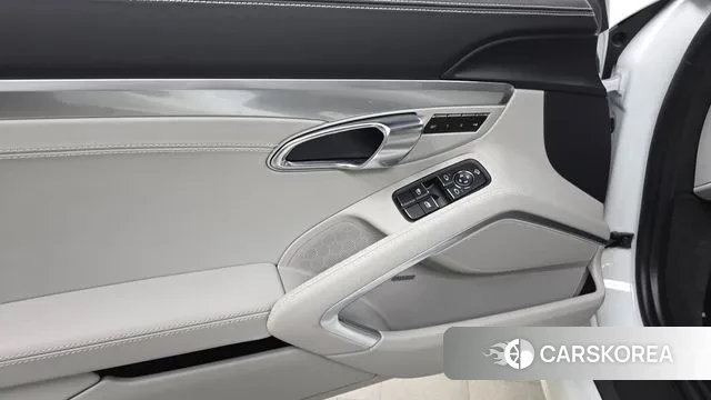 Porsche 718 Cayman id 3400282 из Кореи 8