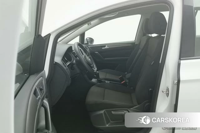 Volkswagen Golf*Jiayu id 4210202 из Китая 8