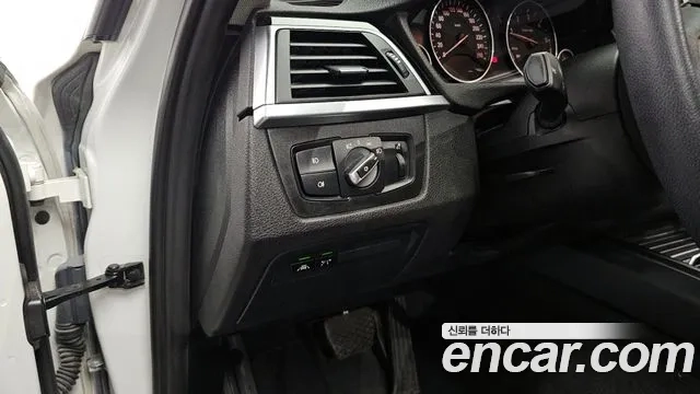 BMW 3 Series (F30) id 2865785 из Кореи 8