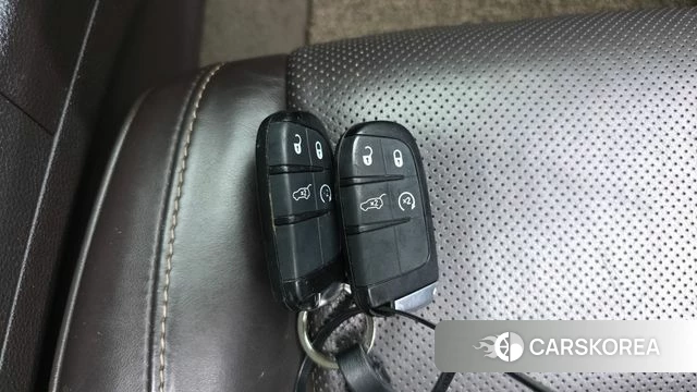 Jeep Grand Cherokee id 4677955 из Кореи 8