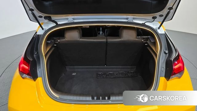 Hyundai Veloster (JS) id 4936596 из Кореи 8