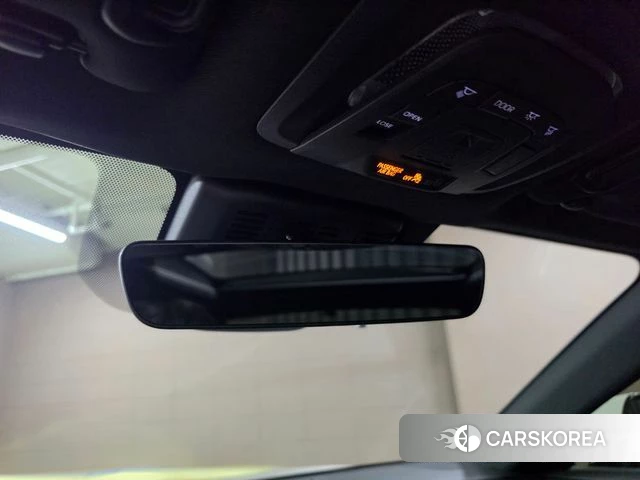 Toyota Crown Crossover id 4548849 из Кореи 8