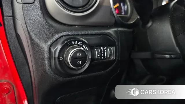 Jeep Wrangler (JL) id 3012889 из Кореи 8