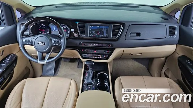 Kia The New Carnival id 2619092 из Кореи 8