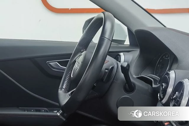 Audi Q2L id 4298140 из Китая 8