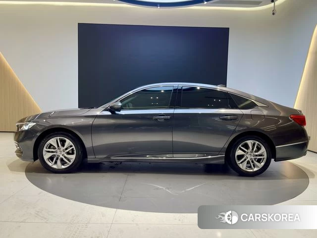 Honda Accord id 4263607 из Китая 8