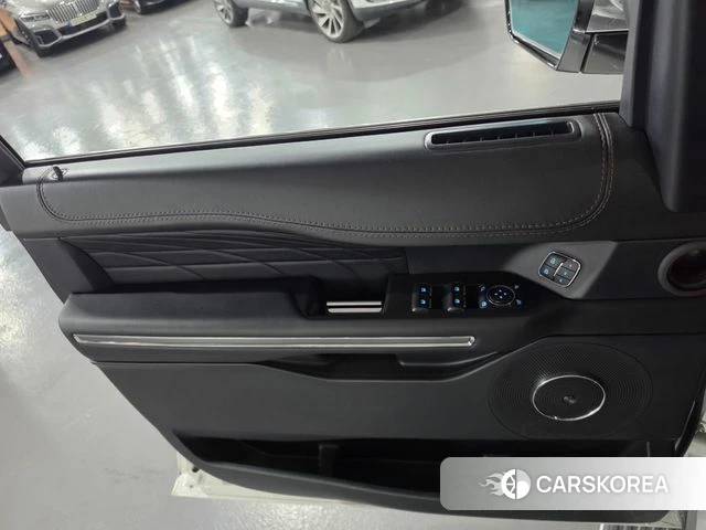 Ford Expeditation id 3935757 из Кореи 8