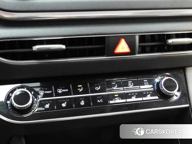 Hyundai Sonata (DN8) id 3519643 из Кореи 8